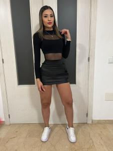 663927794: Chica busca chico en Cádiz