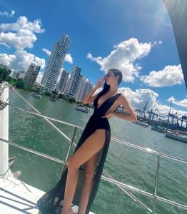 603424166: Chica busca chico en Cádiz