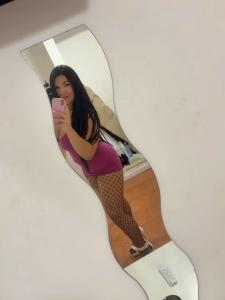 678245797: Chica busca chico en Madrid
