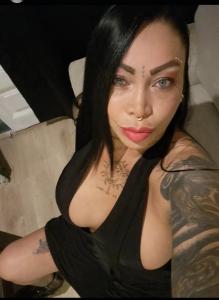 653209748: Chica busca chico en Barcelona