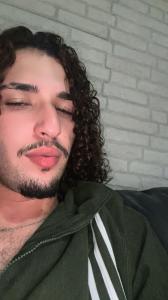 613599333: Chico busca chica en Madrid