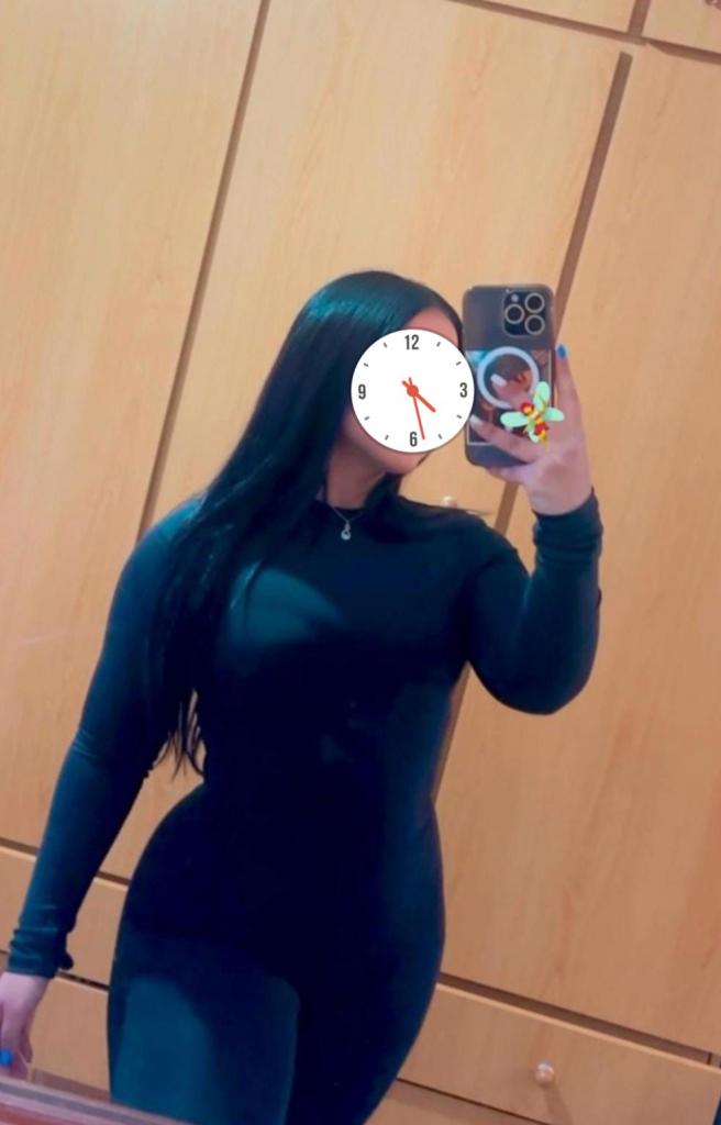 Chica busca chico en Almería: 
