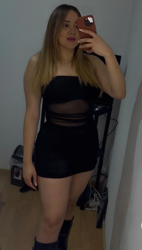 635115530: Chica busca chico en La Coruña