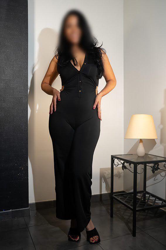 646638636: Chica busca chico en Málaga