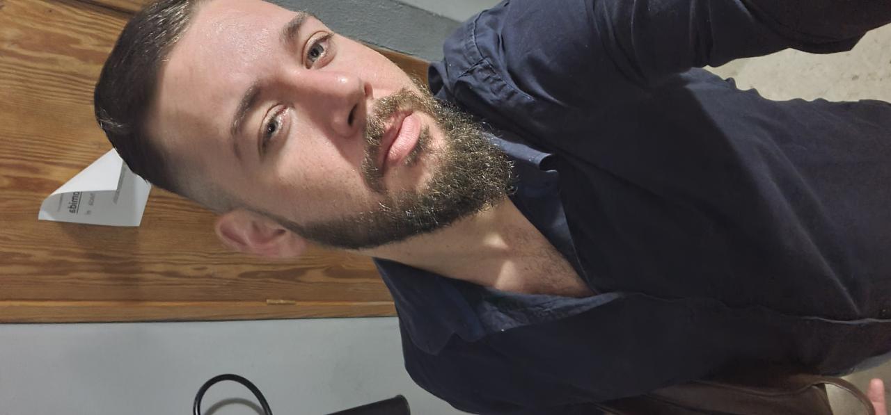 Chico busca chica en Las Palmas: 