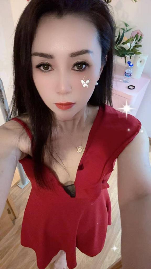 613246303: Chica busca chico en Zaragoza