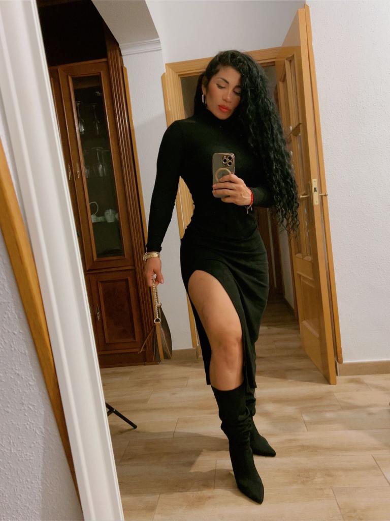 643668813: Chica busca chico en Las Palmas