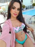 613673290: Chica busca chico en Barcelona