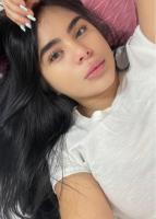 667573924: Chica busca chico en Sevilla