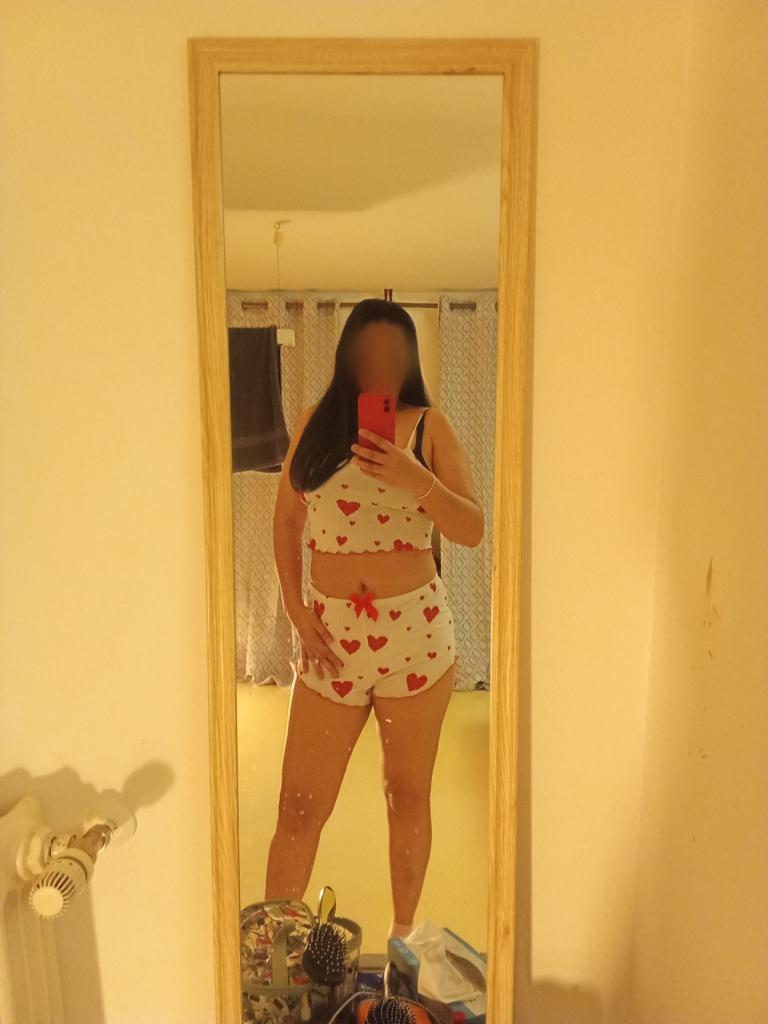 622357430: Chica busca chico en Navarra