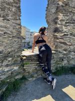 697696775: Chica busca chico en Cantabria