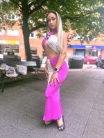 611333964: Chica busca chico en La Coruña