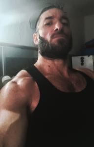 603897404: Chico busca chica en Valladolid