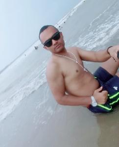 674536139: Chico busca chica en Cantabria