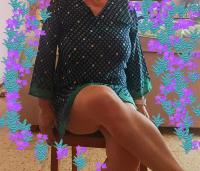 698493764: Chica busca chico en Gerona