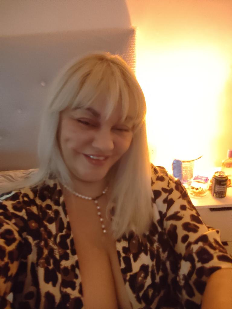 633412287: Chica busca chico en Murcia