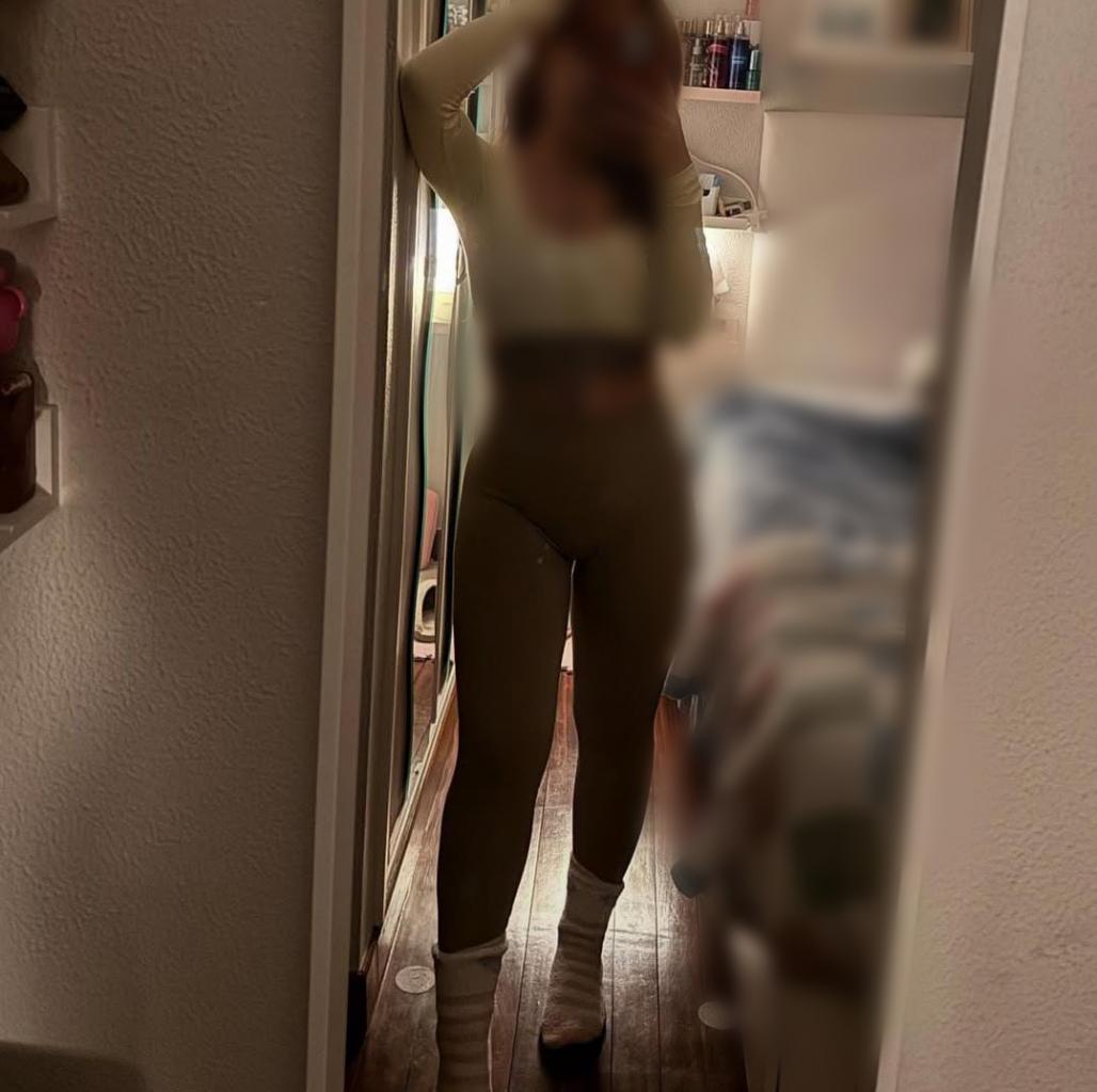 642459271: Chica busca chico en León