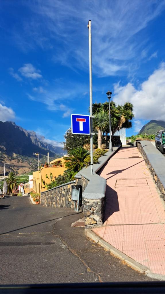 Chica busca chico en Tenerife: 