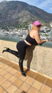 643609878: Chica busca chico en Granada