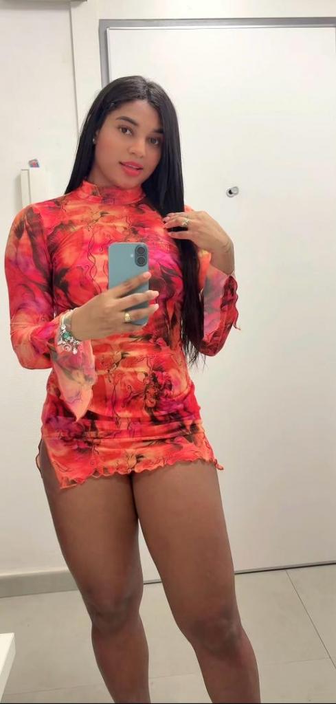 Chica busca chico en Alicante: Chica busca chico