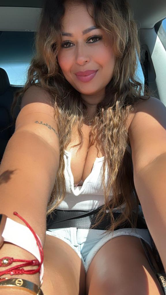 685882766: Chica busca chico en Murcia