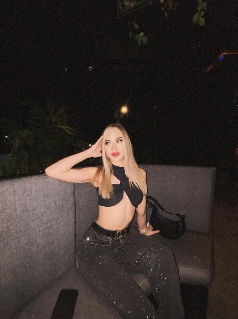 Chica busca chico en Murcia: Chica busca chico