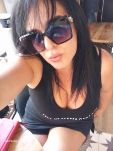 626946499: Chica busca chico en Pontevedra