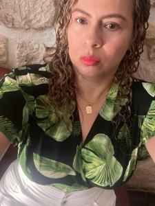 613867952: Chica busca chico en Cantabria