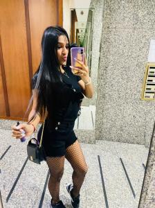 643737550: Chica busca chico en La Coruña