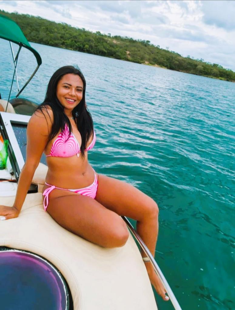 Chica busca chico en Málaga: Chica busca chico