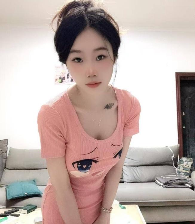 Chica busca chico en Barcelona: Chica busca chico