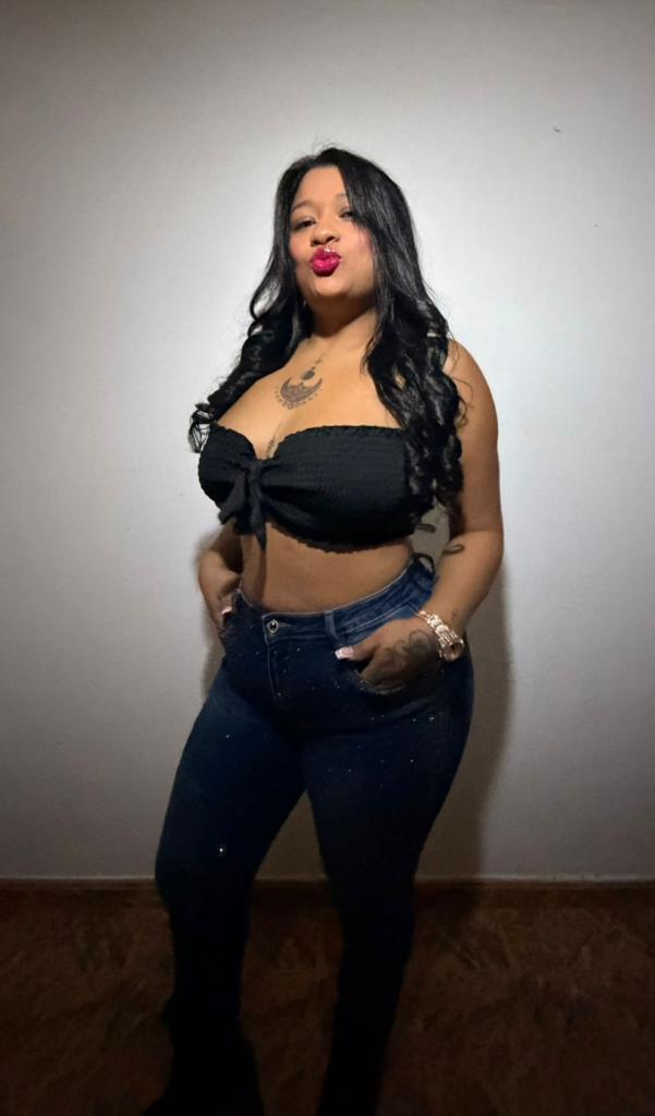 Chica busca chico en Murcia: 