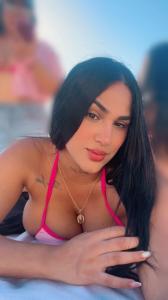 672452580: Chica busca chico en Barcelona