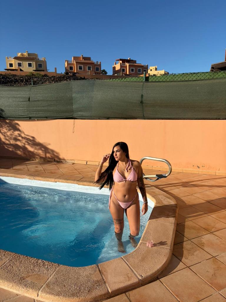 642347377: Chica busca chico en Las Palmas