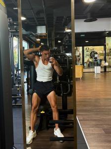 641436461: Chico busca chica en Pontevedra