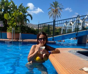 Chica busca chico en Madrid: 