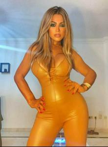 634009824: Transexual en Pontevedra