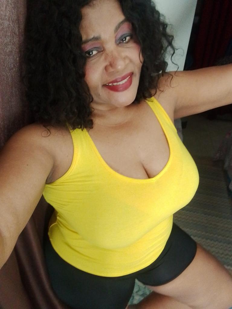 641704478: Chica busca chico en Mallorca