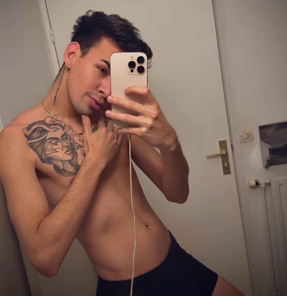 Chico busca chica en Lugo: 