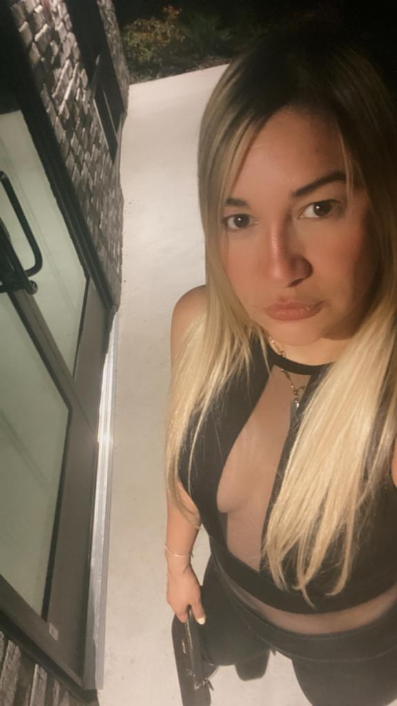Chica busca chico en Granada: 