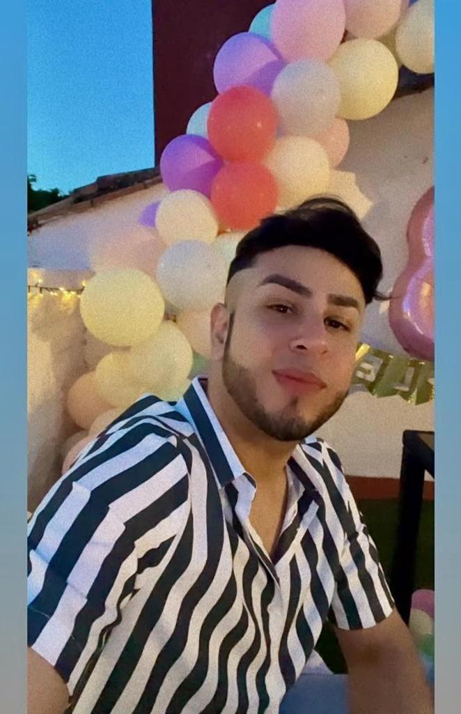 643023847: Chico busca chica en Valencia