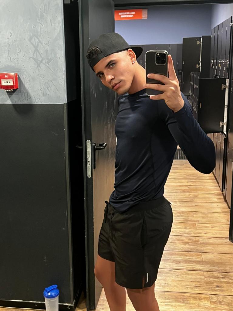 634001810: Chico busca chica en Málaga