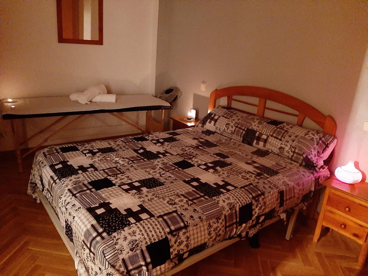 649413689: Chica busca chico en Segovia