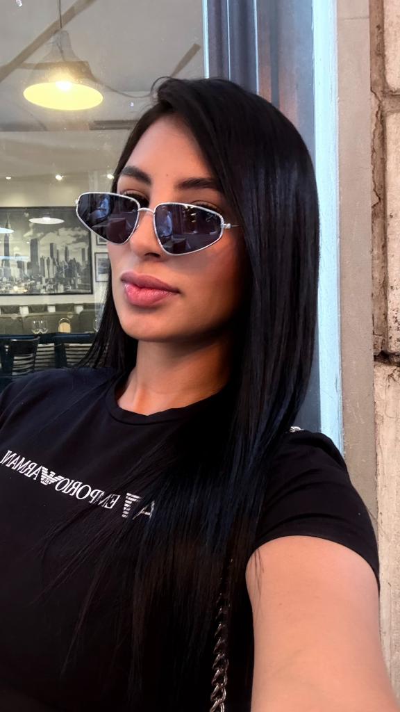 632029445: Chica busca chico en Granada