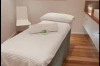 695988225: Chica busca chico en Orense