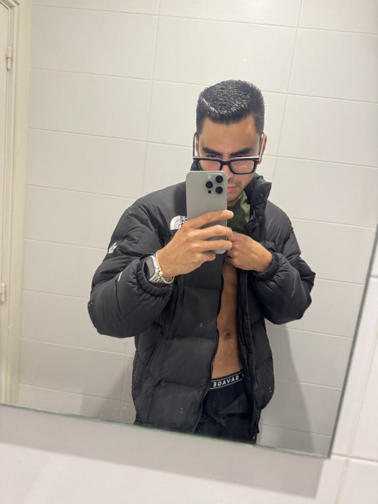 Chico busca chica en La Coruña: 