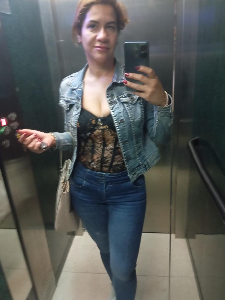 672017347: Chica busca chico en Cádiz