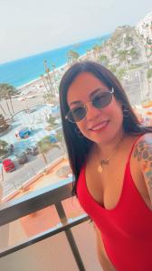 687975565: Chica busca chico en Granada