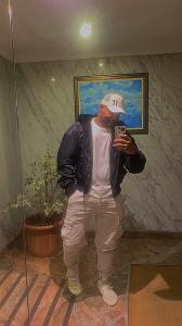 Chico busca chica en Asturias: 