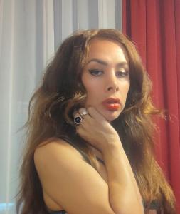 643872518: Transexual en Sevilla